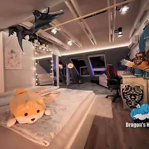 Dragon's Nest: Cozy & Modern Attic Loft Nuremberg Apartment Schwaig bei Nürnberg