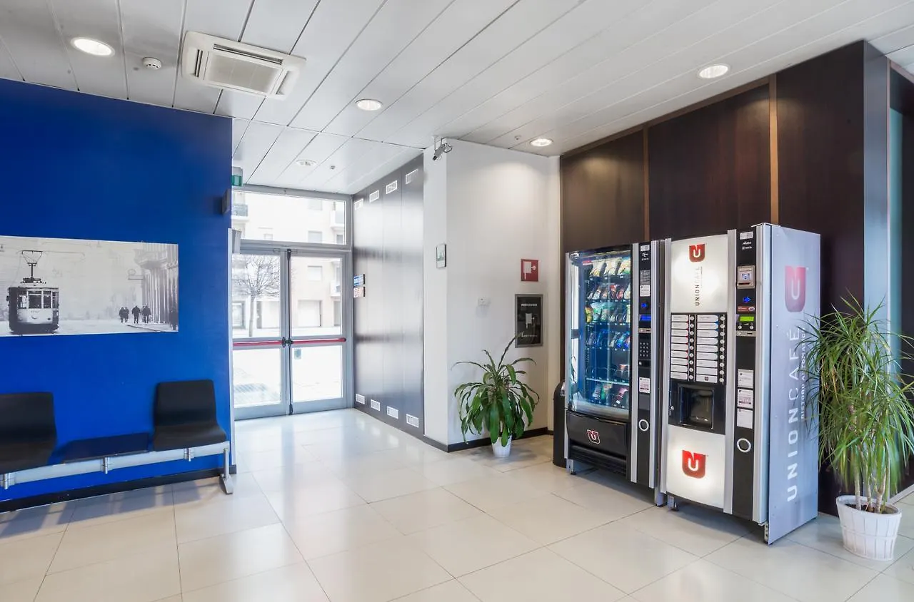 Camplus Lambrate Casa Per Ferie Milan